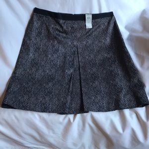 Wine color snake skin style skirt